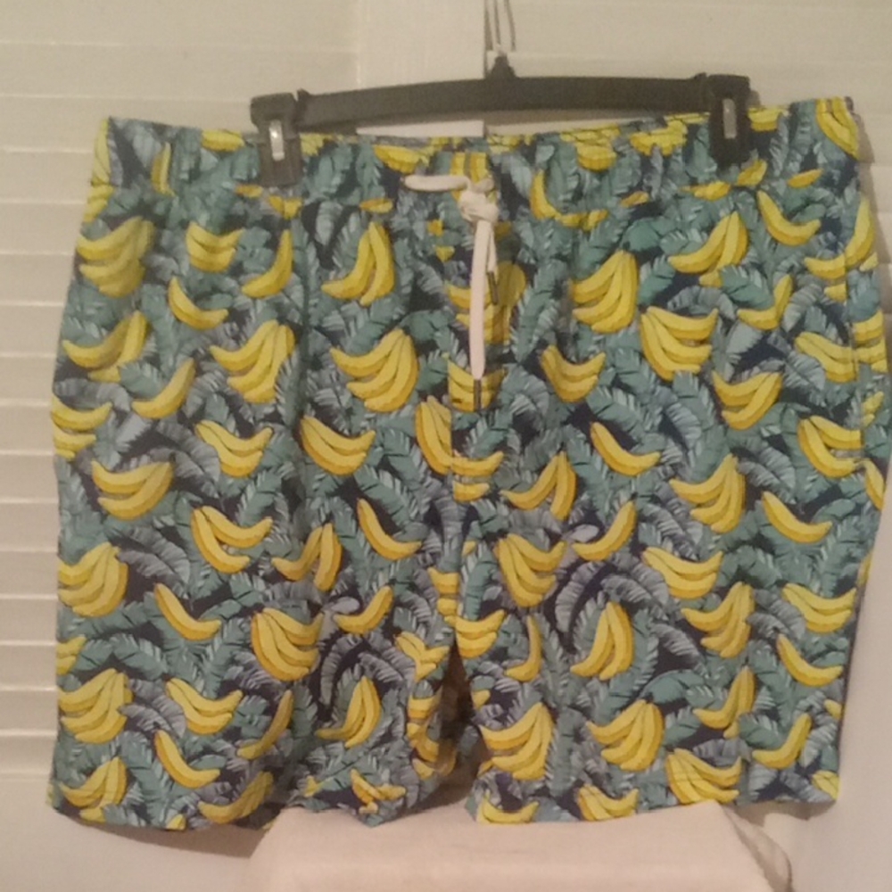 Tropical Banana Print Men's Swim Trunks